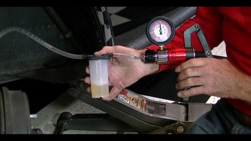 PURGE LIQUIDE DE FREIN