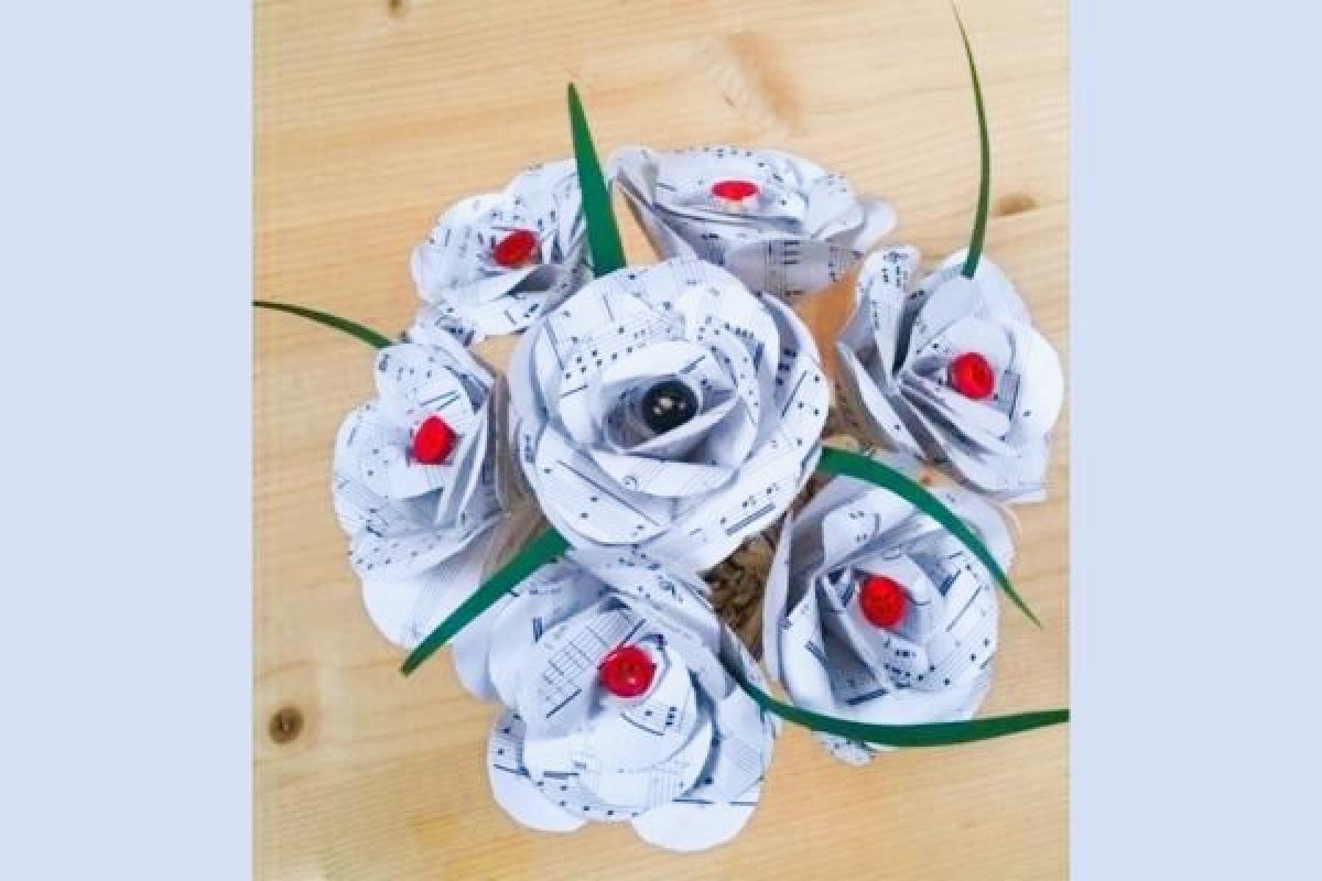 Centre de table fleurs Origami